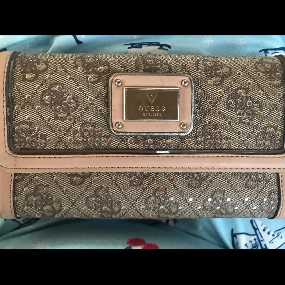 Guess wallet pink salmon